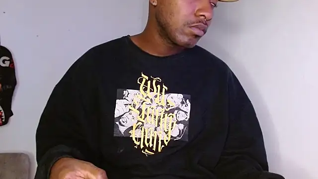 Snapshot of king__Black chatting on December 19, 2025, 9:44 am king Black online show from December 19, 2025, 9:44 am