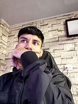 Snapshot of Levin_Hikaru chatting on March 15, 2025, 11:19 am Levin Hikaru online show from March 15, 2025, 11:19 am