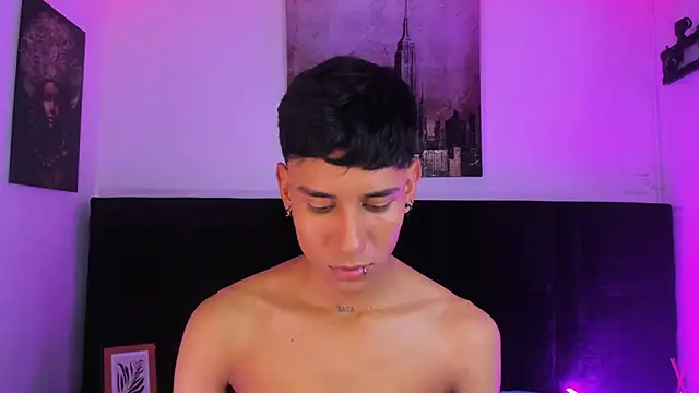 Snapshot of Levin_Hikaru chatting on January 28, 2025, 6:05 am Levin Hikaru online show from January 28, 2025, 6:05 am