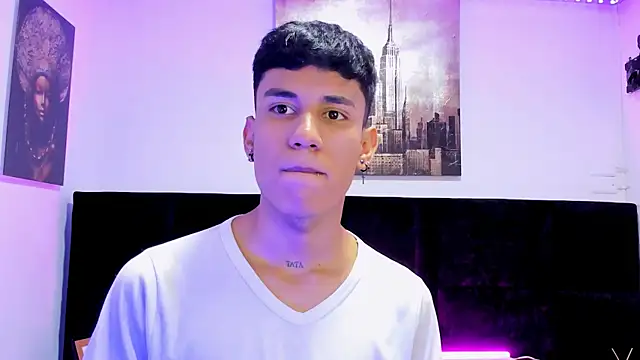 Snapshot of Levin_Hikaru chatting on February 2, 2025, 6:25 am Levin Hikaru online show from February 2, 2025, 6:25 am