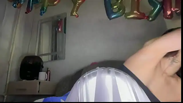 Snapshot of daddyandmyprincess chatting on November 14, 2025, 2:43 pm daddyandmyprincess online show from November 14, 2025, 2:43 pm