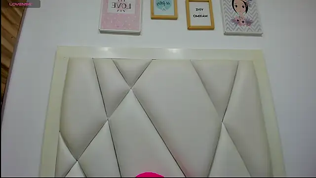 Snapshot of atilanadiaz7 chatting on April 17, 2026, 5:16 pm atilanadiaz7 online show from April 17, 2026, 5:16 pm