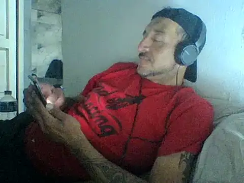 Snapshot of cartiagiz chatting on November 6, 2025, 2:37 am cartiagiz online show from November 6, 2025, 2:37 am