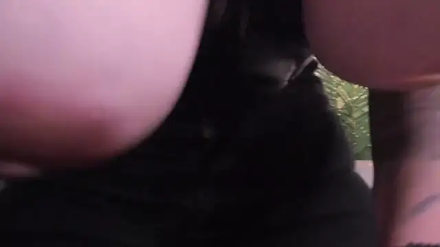 pamela-wells online show from March 18, 2025, 4:39 pm