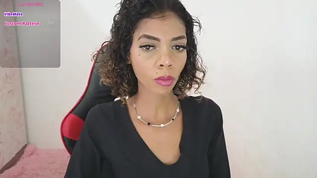 ElisaBoyer online show from January 17, 2026, 3:59 pm