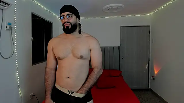 Snapshot of eda_karim chatting on May 14, 2026, 9:45 pm eda karim online show from May 14, 2026, 9:45 pm