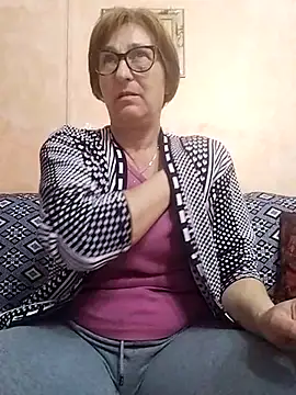 Snapshot of passione503 chatting on February 20, 2025, 12:04 pm passione503 online show from February 20, 2025, 12:04 pm