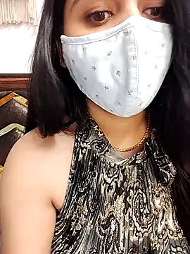 Gloie4u online show from March 3, 2025, 5:41 pm