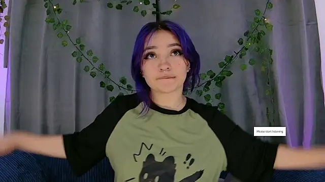 Snapshot of vayolett01_dakotta chatting on December 23, 2025, 12:33 am vayolett01 dakotta online show from December 23, 2025, 12:33 am