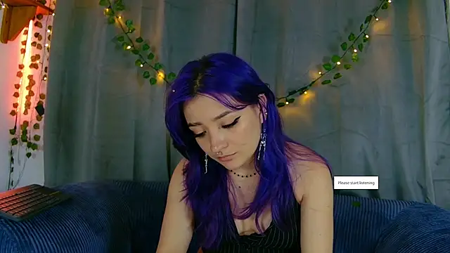 Snapshot of vayolett01_dakotta chatting on November 20, 2025, 3:40 am vayolett01 dakotta online show from November 20, 2025, 3:40 am