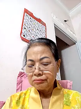 Snapshot of Hotestlove chatting on October 23, 2025, 1:21 pm Hotestlove online show from October 23, 2025, 1:21 pm