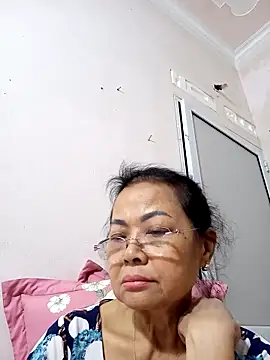 Snapshot of Hotestlove chatting on December 3, 2025, 10:58 am Hotestlove online show from December 3, 2025, 10:58 am