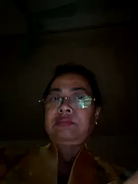 Snapshot of Hotestlove chatting on October 30, 2025, 11:45 pm Hotestlove online show from October 30, 2025, 11:45 pm