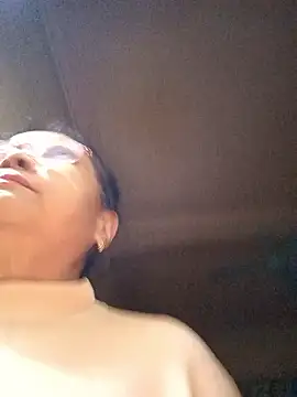 Hotestlove online show from January 15, 2026, 10:35 pm