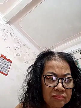 Snapshot of Hotestlove chatting on November 15, 2025, 2:21 pm Hotestlove online show from November 15, 2025, 2:21 pm