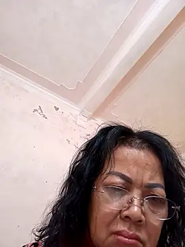 Snapshot of Hotestlove chatting on November 28, 2025, 11:49 pm Hotestlove online show from November 28, 2025, 11:49 pm