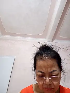 Snapshot of Hotestlove chatting on October 26, 2025, 11:27 pm Hotestlove online show from October 26, 2025, 11:27 pm