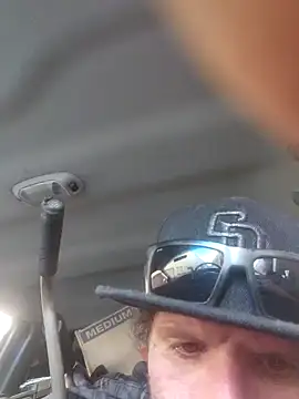 Crackkers online show from December 14, 2024, 8:51 pm