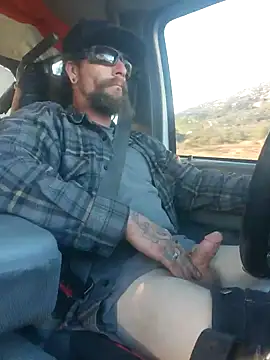 Crackkers online show from December 2, 2024, 4:15 pm