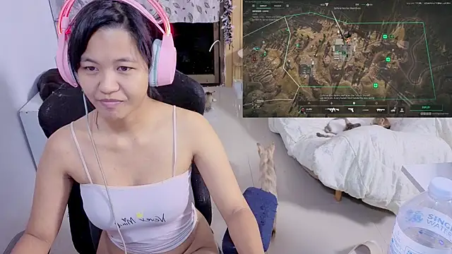 Snapshot of Kana_G chatting on November 15, 2025, 8:13 pm Kana G online show from November 15, 2025, 8:13 pm