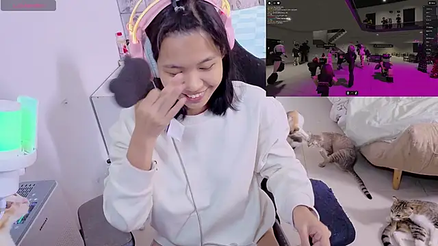 Snapshot of Kana_G chatting on November 20, 2025, 8:59 am Kana G online show from November 20, 2025, 8:59 am