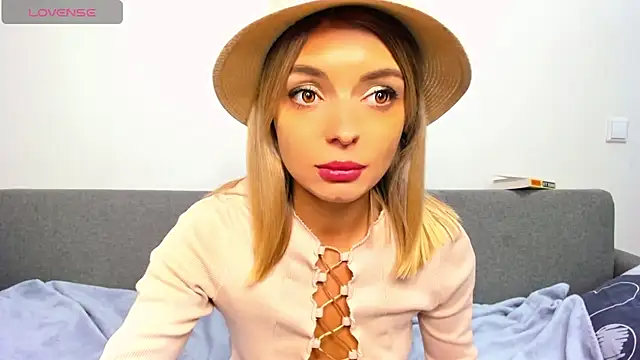 Snapshot of _ellen_meow_ chatting on October 27, 2025, 9:05 pm ellen meow online show from October 27, 2025, 9:05 pm