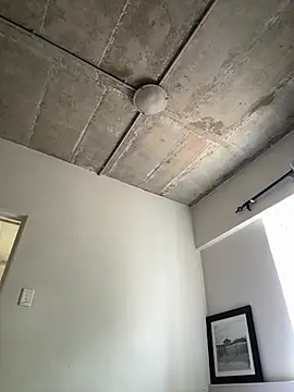 Snapshot of slimcateee chatting on February 17, 2026, 9:17 am slimcateee online show from February 17, 2026, 9:17 am