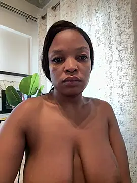 Snapshot of slimcateee chatting on February 21, 2026, 6:04 am slimcateee online show from February 21, 2026, 6:04 am