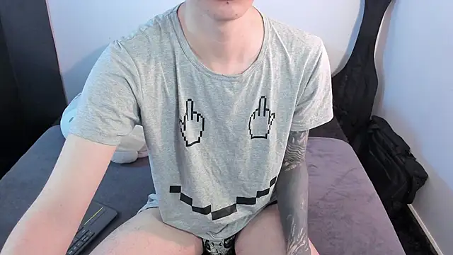 Aventure Twinks online show from February 2, 2026, 9:47 pm