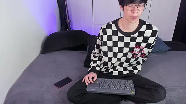 Snapshot of Aventure_Twinks chatting on January 28, 2025, 1:38 pm Aventure Twinks online show from January 28, 2025, 1:38 pm