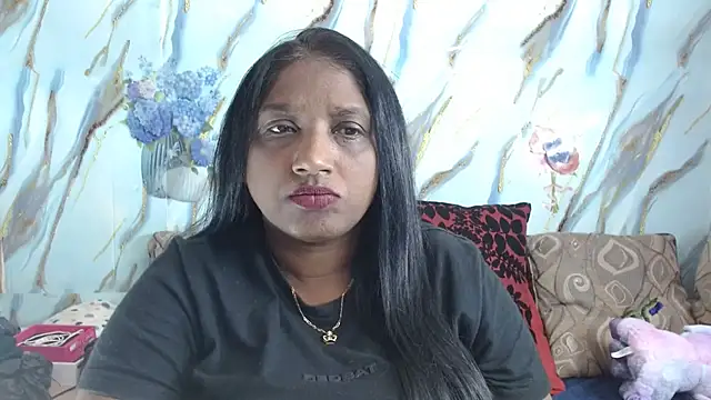 Snapshot of Indian_tracy chatting on July 7, 2026, 10:08 am Indian tracy online show from July 7, 2026, 10:08 am