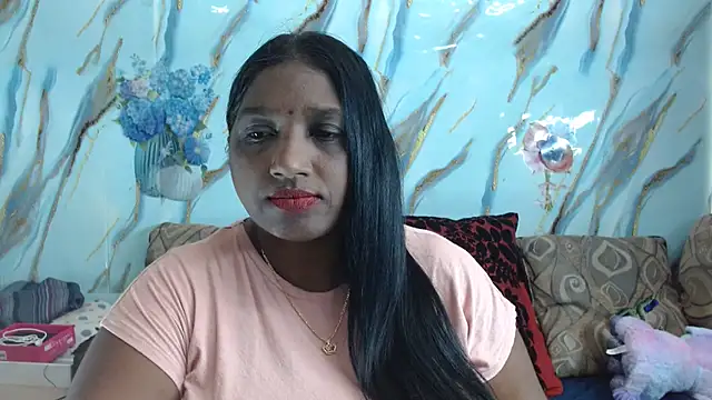 Snapshot of Indian_tracy chatting on July 9, 2026, 8:15 am Indian tracy online show from July 9, 2026, 8:15 am