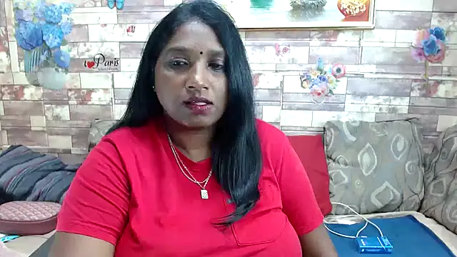 Snapshot of Indian_tracy chatting on November 22, 2025, 9:52 am Indian tracy online show from November 22, 2025, 9:52 am