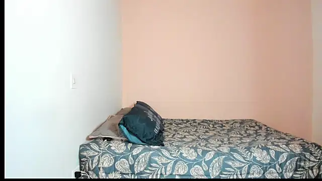 Snapshot of nina_pons chatting on January 14, 2026, 8:45 pm nina pons online show from January 14, 2026, 8:45 pm