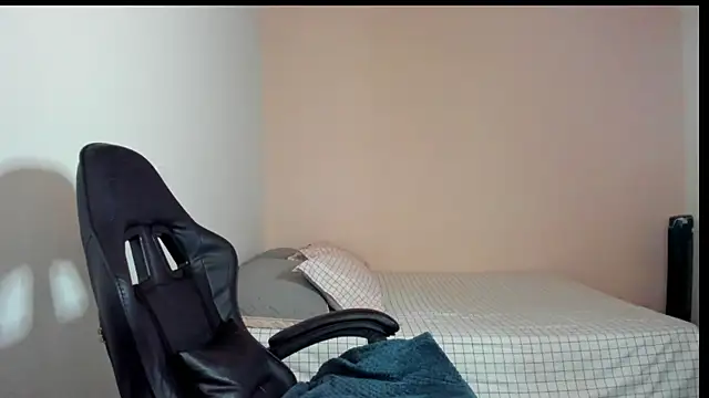 nina pons online show from March 10, 2026, 9:30 pm