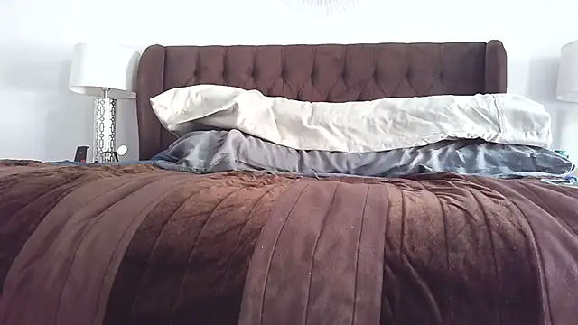 RoodoggXL online show from April 19, 2026, 10:56 pm