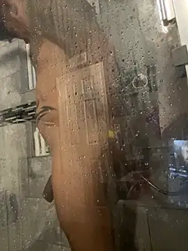 Snapshot of RoodoggXL chatting on November 25, 2025, 12:55 am RoodoggXL online show from November 25, 2025, 12:55 am