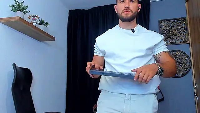 AndrewDiaz online show from March 20, 2026, 5:19 am