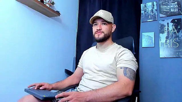 AndrewDiaz online show from November 30, 2025, 9:10 am