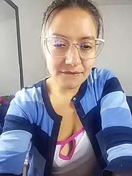 Snapshot of valeriahunter1 chatting on November 14, 2025, 4:16 am valeriahunter1 online show from November 14, 2025, 4:16 am
