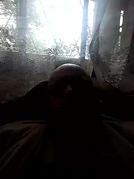 Snapshot of OFICINA_Simas-Turbo chatting on October 16, 2025, 4:04 pm OFICINA Simas-Turbo online show from October 16, 2025, 4:04 pm