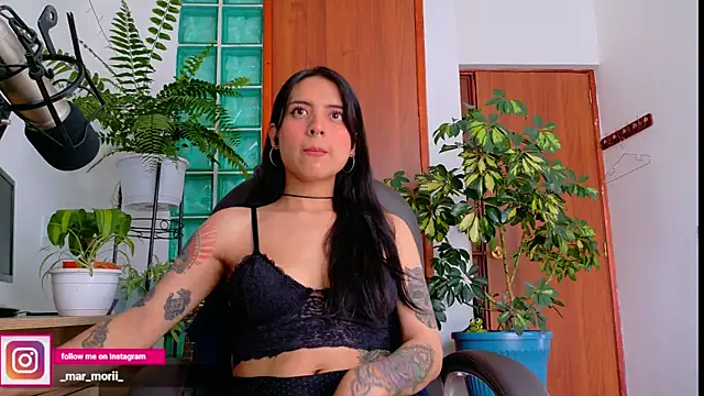 Snapshot of Yeriawaddell_ chatting on October 3, 2025, 9:27 pm Yeriawaddell online show from October 3, 2025, 9:27 pm