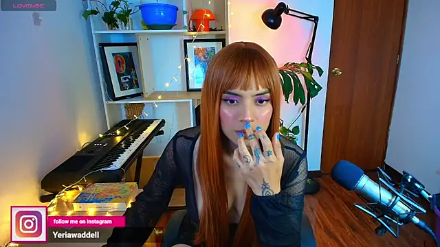 Snapshot of Yeriawaddell_ chatting on February 14, 2025, 12:30 am Yeriawaddell online show from February 14, 2025, 12:30 am