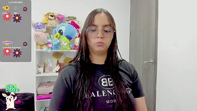 Valery7rose  online show from July 21, 2026, 3:24 pm