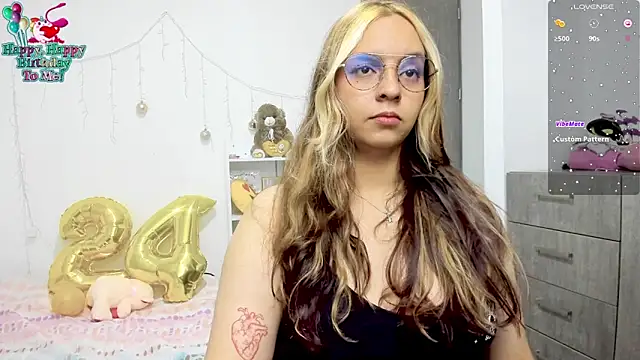 Valery7rose  online show from February 23, 2025, 11:36 pm