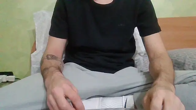 Drogon1000 online show from March 13, 2026, 2:44 pm