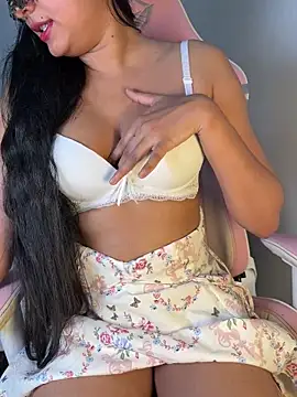 Snapshot of sneha_babe chatting on October 28, 2025, 12:26 pm sneha babe online show from October 28, 2025, 12:26 pm