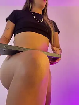 Emilia Bakerr online show from March 6, 2025, 9:20 pm