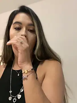 Emilia Bakerr online show from March 13, 2025, 6:01 pm