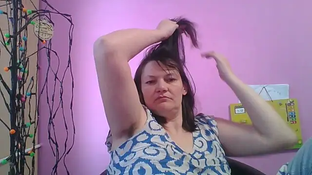 Snapshot of Lucinka1 chatting on March 18, 2025, 3:44 pm Lucinka1 online show from March 18, 2025, 3:44 pm